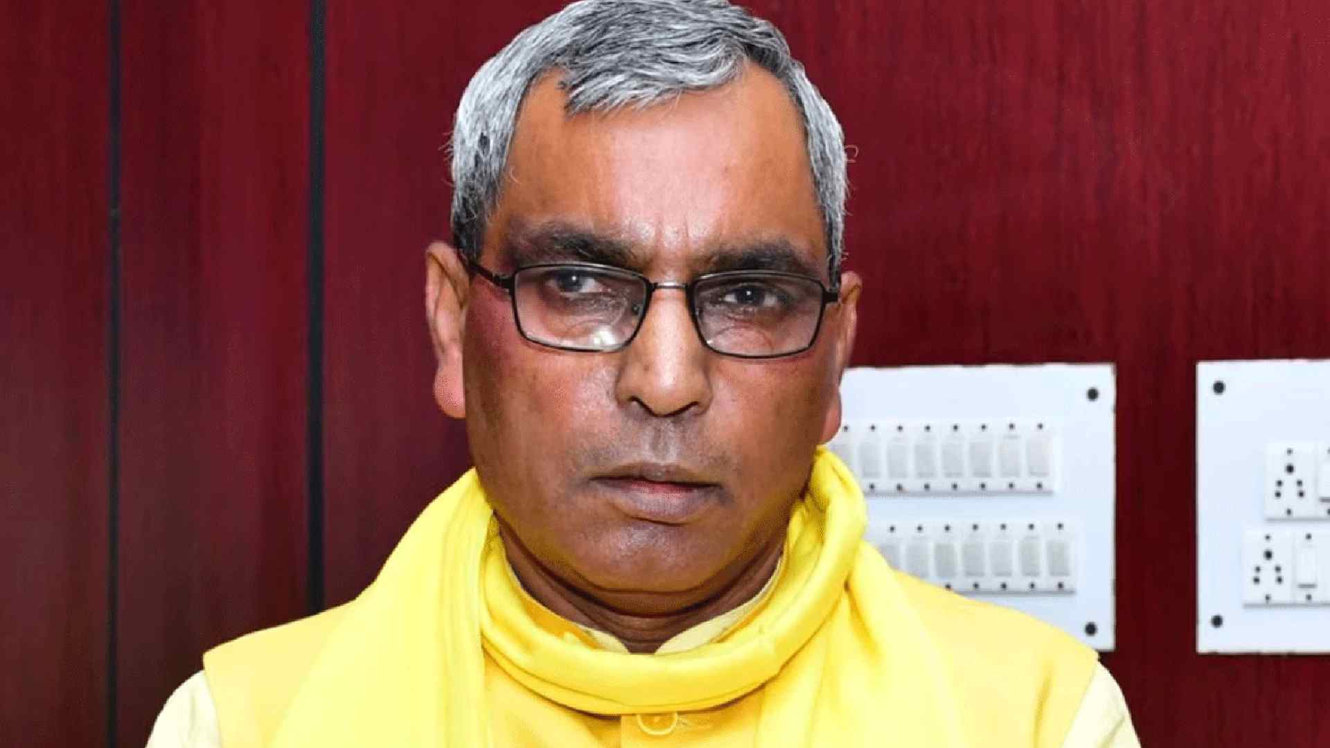 OP Rajbhar Jibes At Akhilesh Yadav