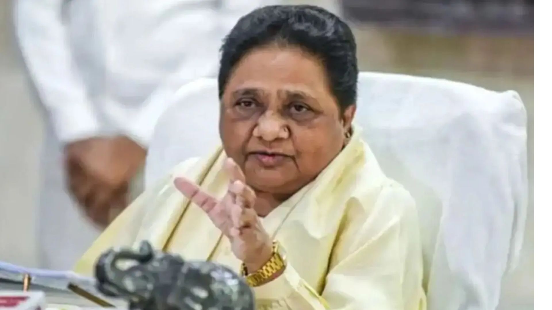 घूसखोर पंडित