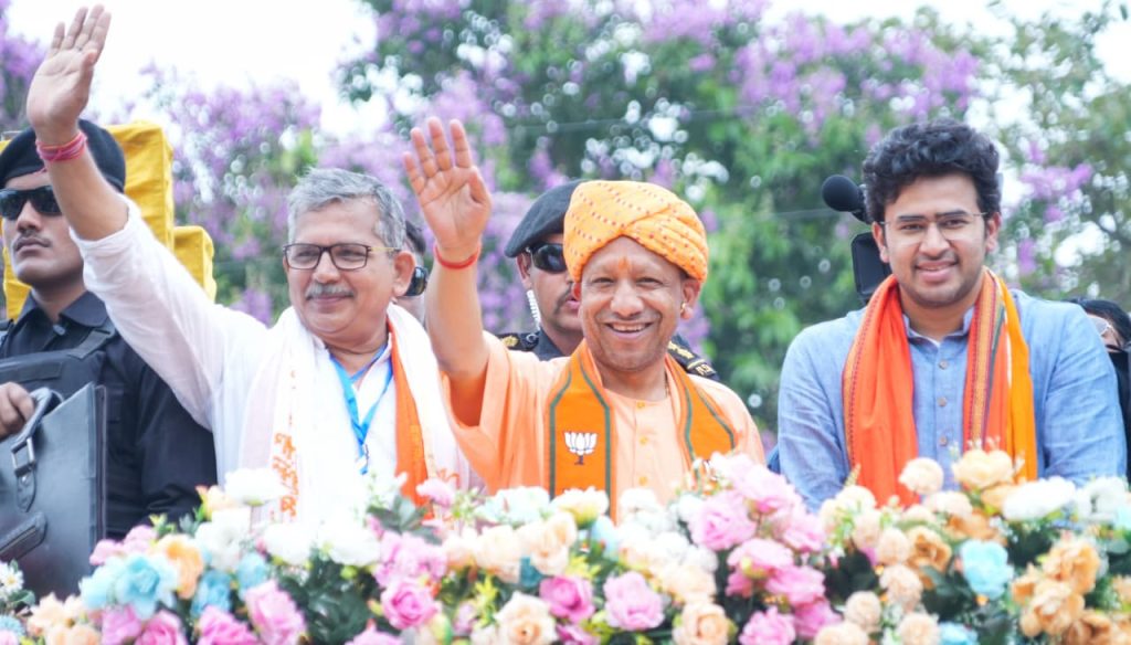Yogi Adityanath Roadshow In West Bengal
