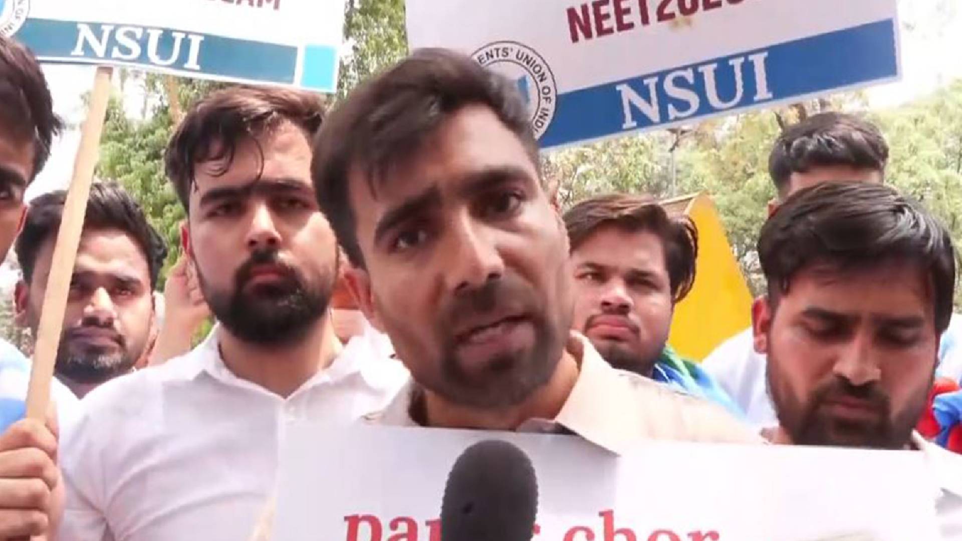 NEET-UG 2026 Paper Leak: “नीट उम्मीदवारों का भविष्य बिक गया…”, NSUI के राष्ट्रीय अध्यक्ष ने केंद्र सरकार पर हमला बोला
