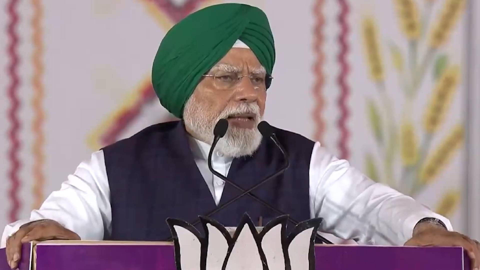 PM Modi slams AAP Government