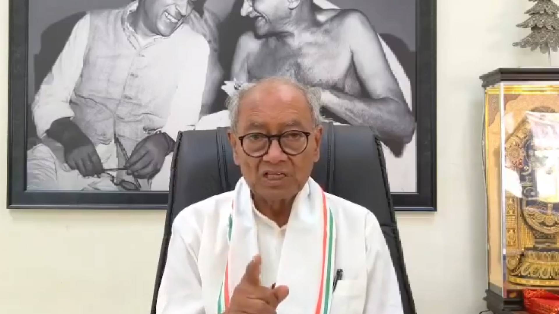Digvijaya Singh Targets RSS Over Hindutva Term